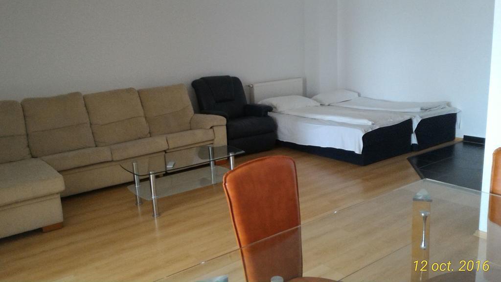 Appartamento Apartament Ana Poiana Brasov Esterno foto